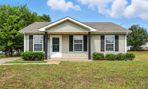 955 Winesap Rd, Clarksville, TN, 37040-2848 | Card Image