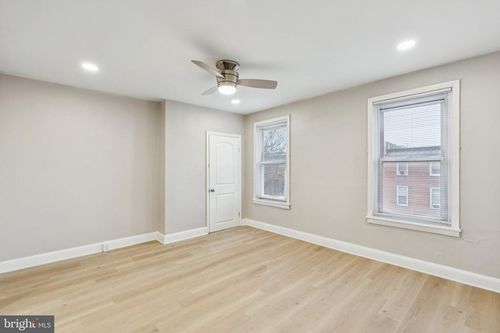 3-2131 Christian St, Philadelphia, PA, 19146-1209 | Card Image