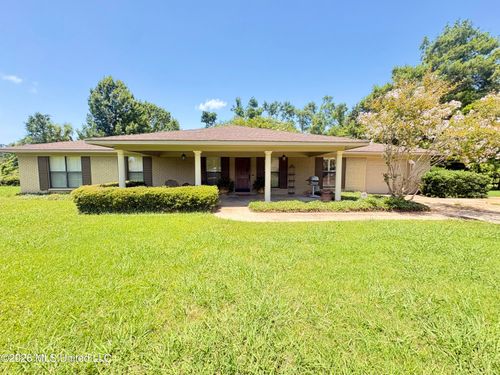 403 Isobel St, Belzoni, MS, 39038-3807 | Card Image