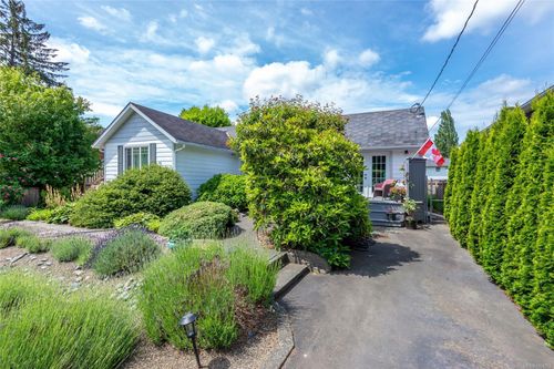 1878 Nunns Rd, Campbell River, BC, V9W1G9 | Card Image