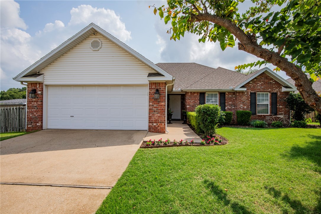 Ketch Ct, Springdale, AR 72762