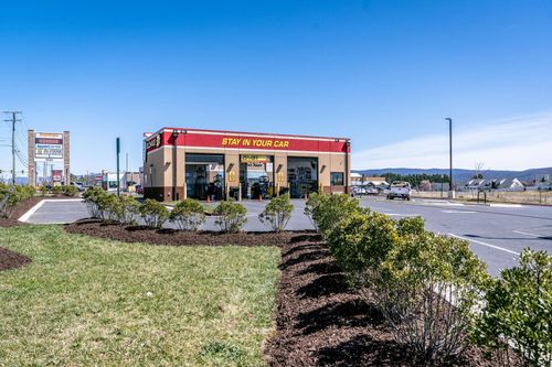 2000 Rosser Ave, Waynesboro, VA, 22980 | Card Image