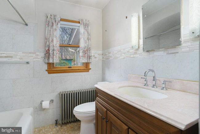 1042 Weisstown Rd, House other with 3 bedrooms, 1 bathrooms and null parking in BOYERTOWN PA | Image 15