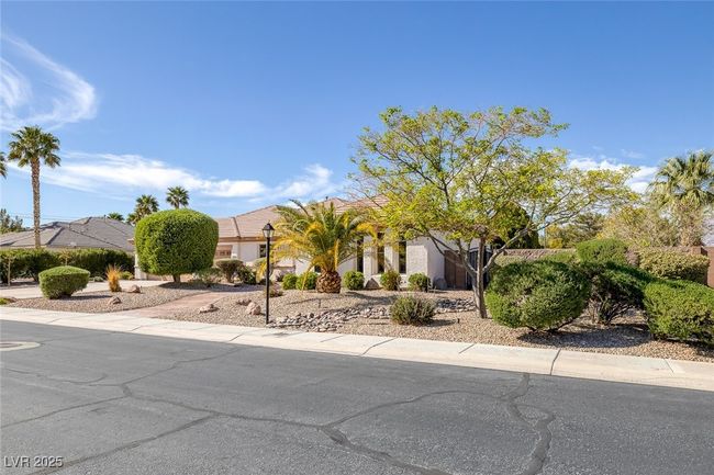 5858 Majestic Tide Ave, House other with 4 bedrooms, 4 bathrooms and null parking in Las Vegas NV | Image 58