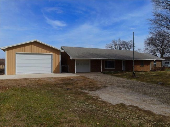 100 S Cherry St, House other with 4 bedrooms, 2 bathrooms and null parking in Clearmont MO | Image 6