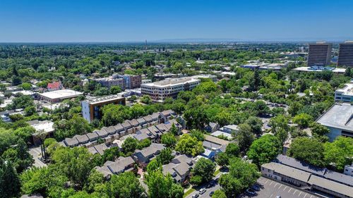 1229 P St, Sacramento, CA, 95814-5807 | Card Image