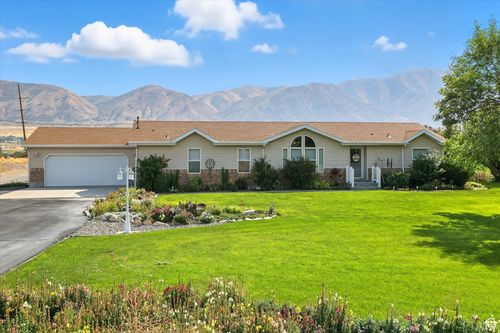 11990 N 4800 W, Tremonton, UT, 84337-8817 | Card Image