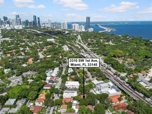 3310 Sw 1st Ave, Miami, FL, 33145-3902 | Card Image