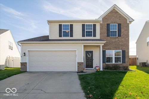 7871 Danube St, Indianapolis, IN, 46239-9296 | Card Image