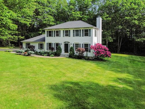 4 Acorn Lane, Lewiston, ME, 04240 | Card Image