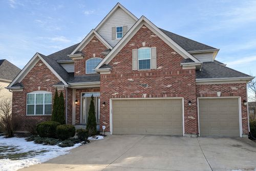 4304 Champion Rd, Naperville, IL, 60564-5007 | Card Image
