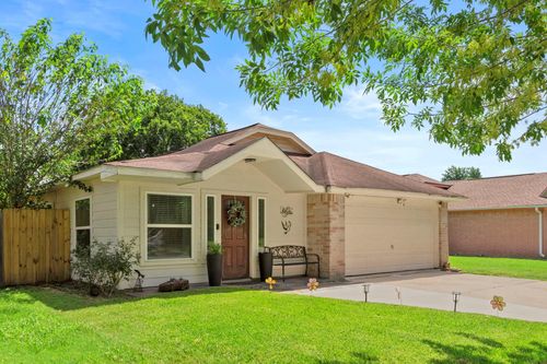 14006 Blue Falls Dr, Sugar Land, TX, 77498-1747 | Card Image
