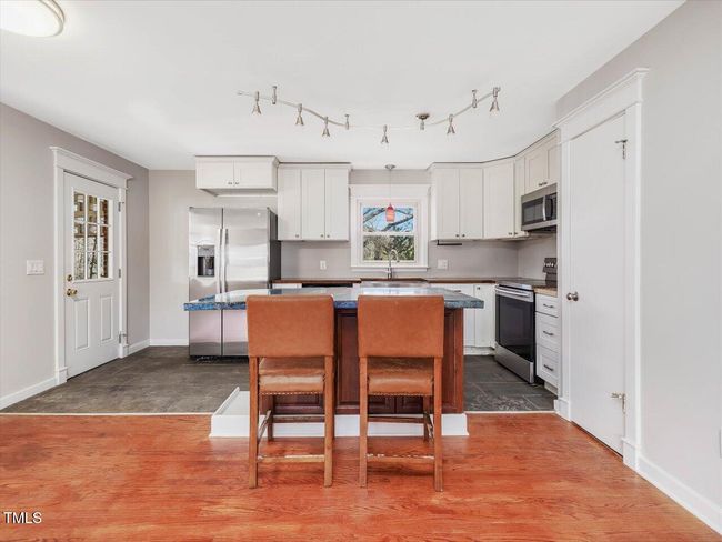 12-Kitchen | Image 12