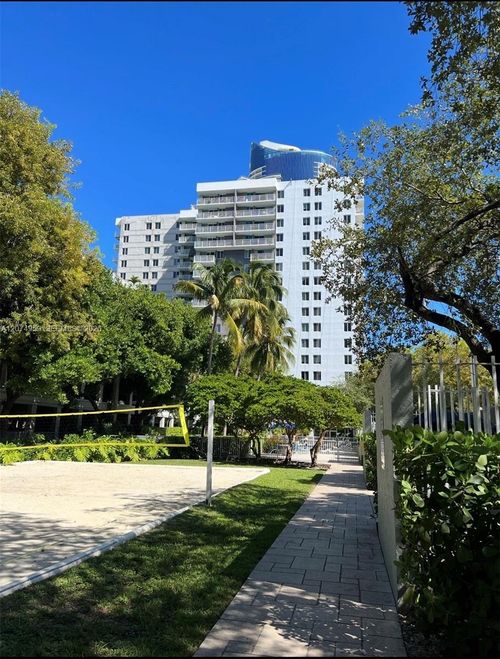 w-506-850 N Miami Ave, Miami, FL, 33136-3544 | Card Image