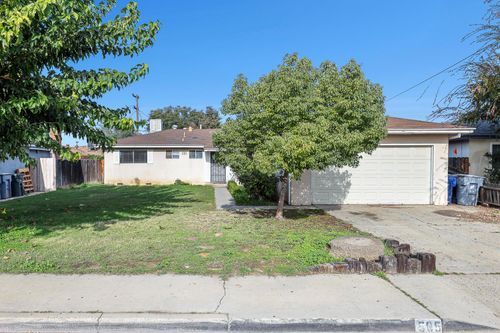 505 W Pico Ave, Clovis, CA, 93612-4244 | Card Image