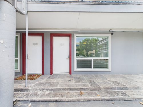 apt-109-3110 Red River St, Austin, TX, 78705-3227 | Card Image