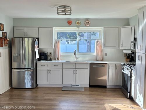 790 Maple Vista St, Imlay City, MI, 48444-1458 | Card Image