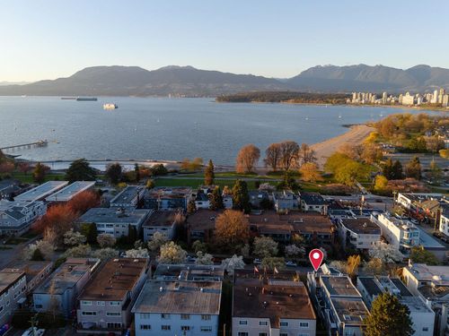 2240 York Ave, Vancouver, BC, V6K1C6 | Card Image
