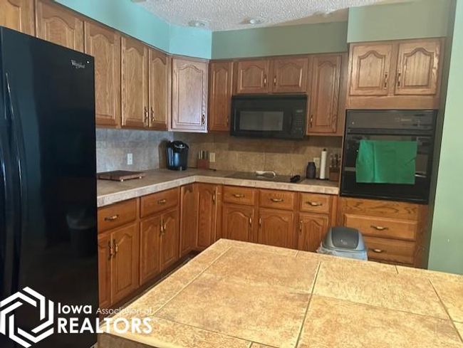 APT-2 - 2405 186 Th St, Condo with 1 bedrooms, 2 bathrooms and null parking in Clarion IA | Image 6