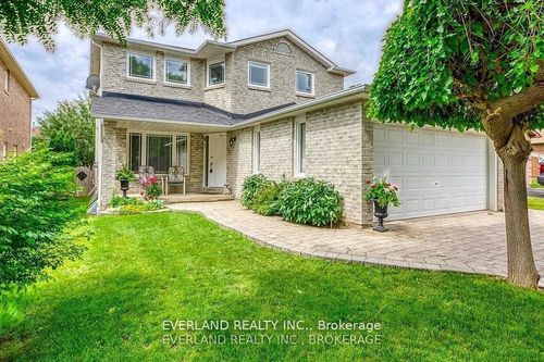 249 Nottingham Dr, Oakville, ON, L6H4H9 | Card Image
