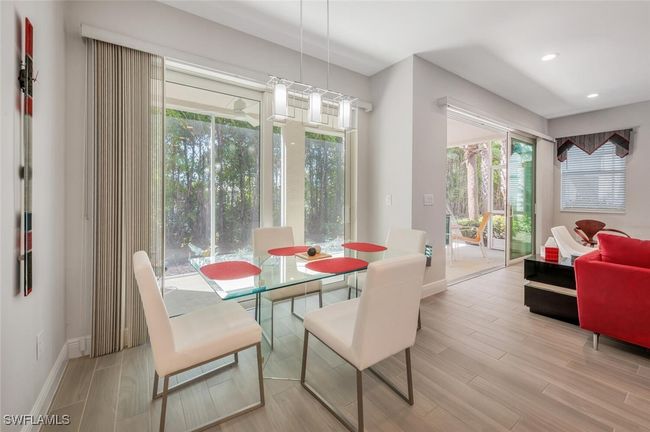 UNIT-1804 - 6953 Avalon Cir, Condo with 2 bedrooms, 2 bathrooms and null parking in NAPLES FL | Image 7