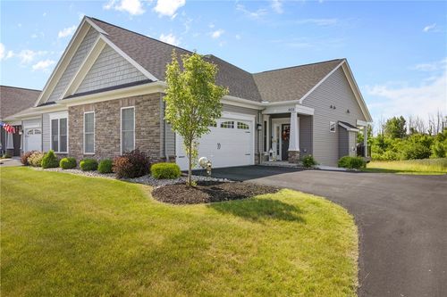 905 Pathway Ln, Webster, NY, 14580-9219 | Card Image