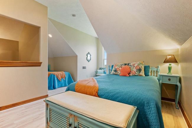 2757 Gulfview Ln, House other with 3 bedrooms, 3 bathrooms and 1 parking in Crystal Beach TX | Image 30