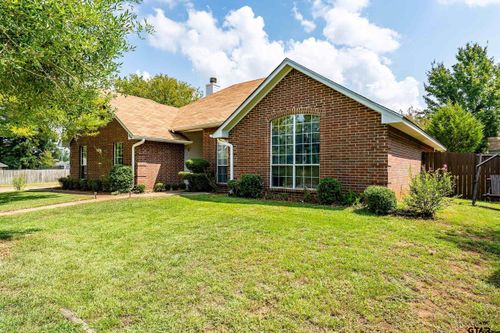 304 Southridge Pkwy, Jacksonville, TX, 75766 | Card Image