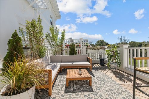 2n-519 Bellevue Ave, Newport, RI, 02840-4249 | Card Image