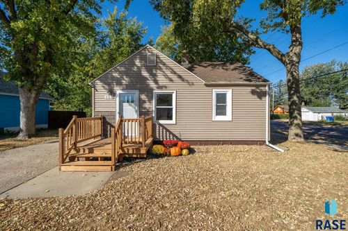 503 S Lincoln Ave Avenue, Sioux Falls, SD, 57104 | Card Image