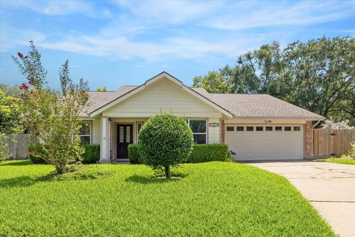 1922 Brushy Creek Dr, Sugar Land, TX, 77478-4273 | Card Image
