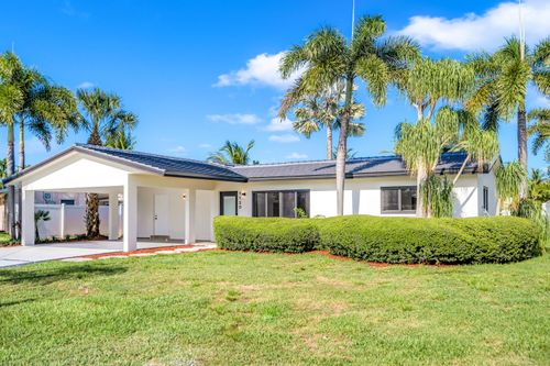 1120 Se 9th Ave, Pompano Beach, FL, 33060-9512 | Card Image