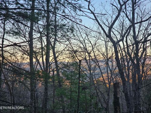 120 Greystone Way, Townsend, TN, 37882-4148 | Card Image