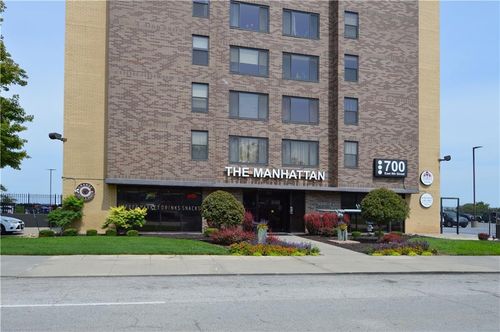 9l-700 E 8th St, Kansas City, MO, 64106-1655 | Card Image