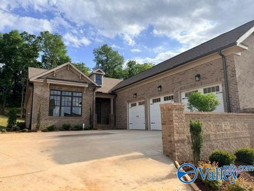 369 St Louis St, Madison, AL, 35758-8027 | Card Image