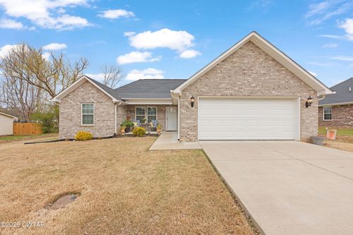 8046 Pillow Dr, Milan, TN, 38358-5379 | Card Image