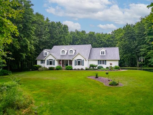 106 Arbor Trl, Slippery Rock, PA, 16057-8512 | Card Image