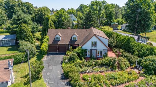 5687 Cherry St, South Dundas, ON, K0C1X0 | Card Image