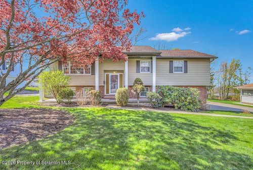 1506 E Locust Street, Scranton, PA, 18505 | Card Image