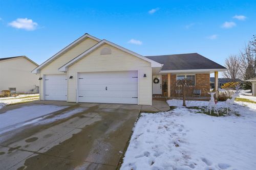 2023 Meadowview Street, KAUKAUNA, WI, 54130 | Card Image