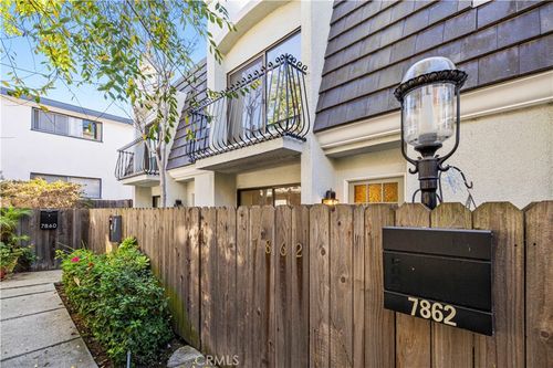 7862 W Manchester Ave, Playa del Rey, CA, 90293-8410 | Card Image