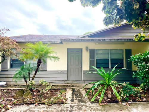 3902 Chapel Street, West Palm Beach, FL, 33403 | Card Image