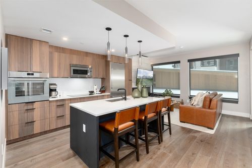 w204-75 Hunkidori Ct, KEYSTONE, CO, 80435-6493 | Card Image