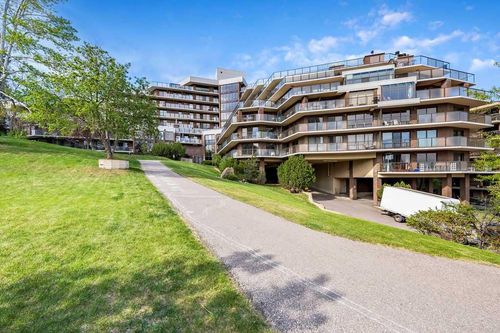 407-300 Meredith Rd Ne, Calgary, AB, T2E7A8 | Card Image