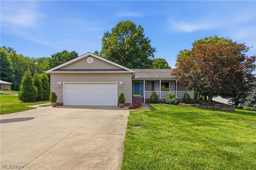 118 Manning Rd, Mogadore, OH, 44260-9583 | Card Image