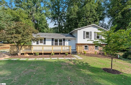 1504 E Yellow Wood Dr, Simpsonville, SC, 29680-3050 | Card Image