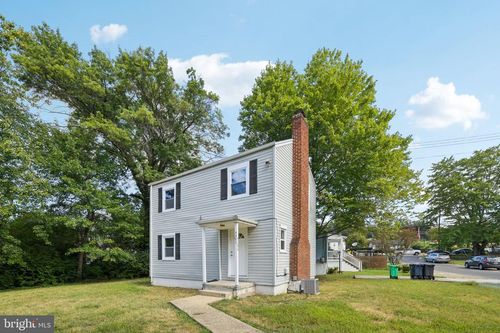 5200 59th Ave, HYATTSVILLE, MD, 20781-2913 | Card Image