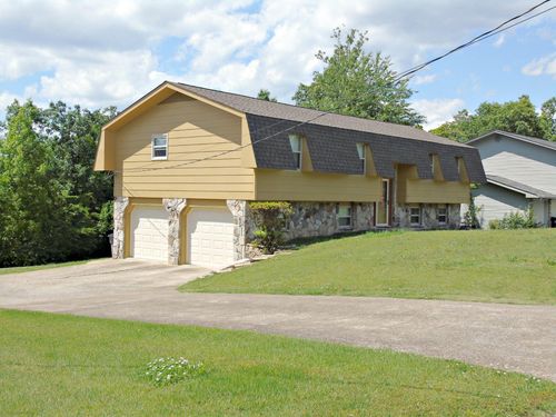 2813 Nile Rd, Chattanooga, TN, 37421-5014 | Card Image
