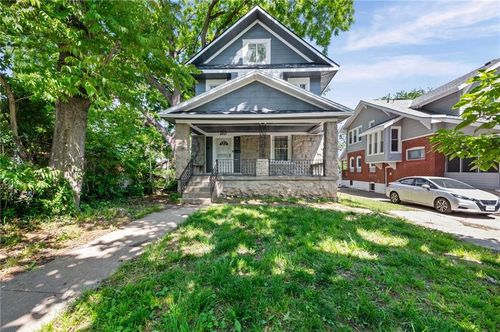 4607 Olive St, Kansas City, MO, 64130-1855 | Card Image