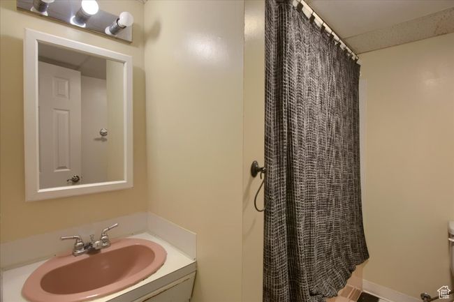 1267 W 1750 N, House other with 6 bedrooms, 4 bathrooms and 10 parking in Clinton UT | Image 28